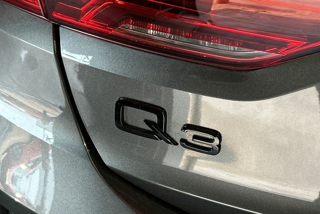 Audi Q3 Q3 S Line 35 Tdi Red #20