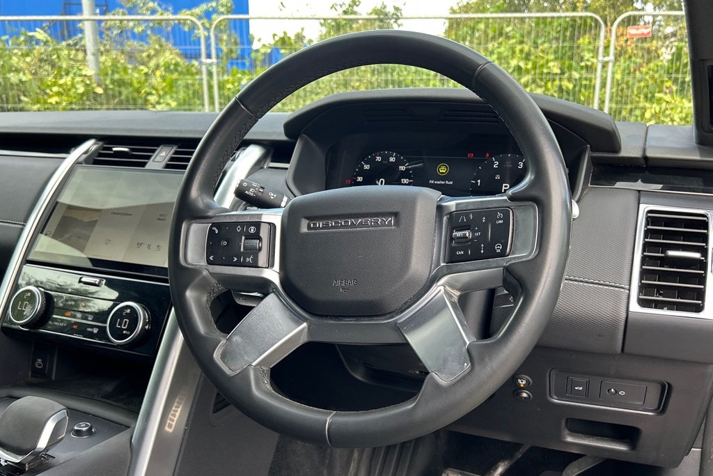 Land Rover Discovery 3.0 D300 Dynamic Hse Grey #15