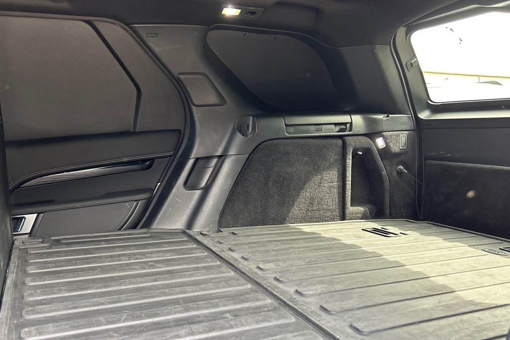 Land Rover Discovery D350 Commercial Se Grey #4