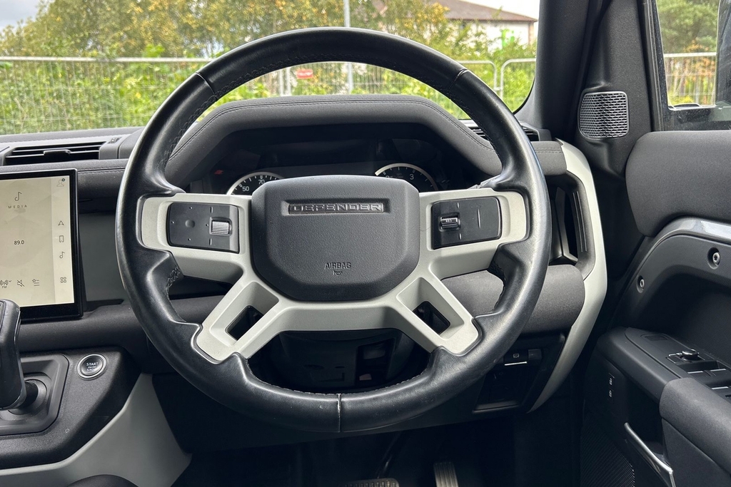 Land Rover Defender 110 Defender X-dynamic S D Mhev Grey #15