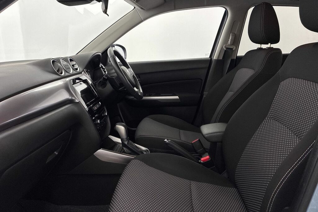 Suzuki Vitara Sz4 1.4 Boosterjet Mhev White #16