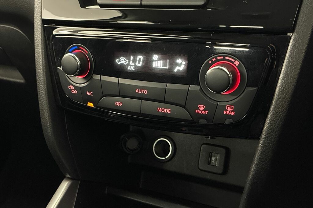 Suzuki Vitara Sz4 1.4 Boosterjet Mhev White #17