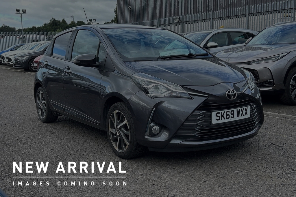 Toyota Yaris Launch Edition  #1