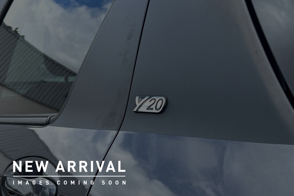 Toyota Yaris Launch Edition  #3