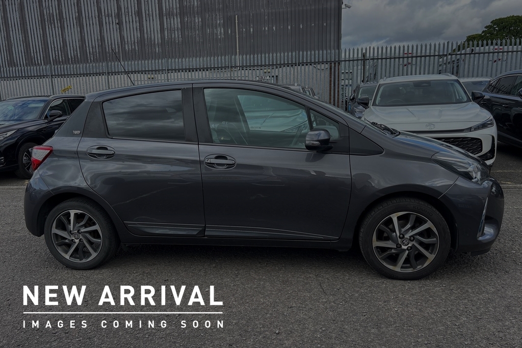 Toyota Yaris Launch Edition  #4
