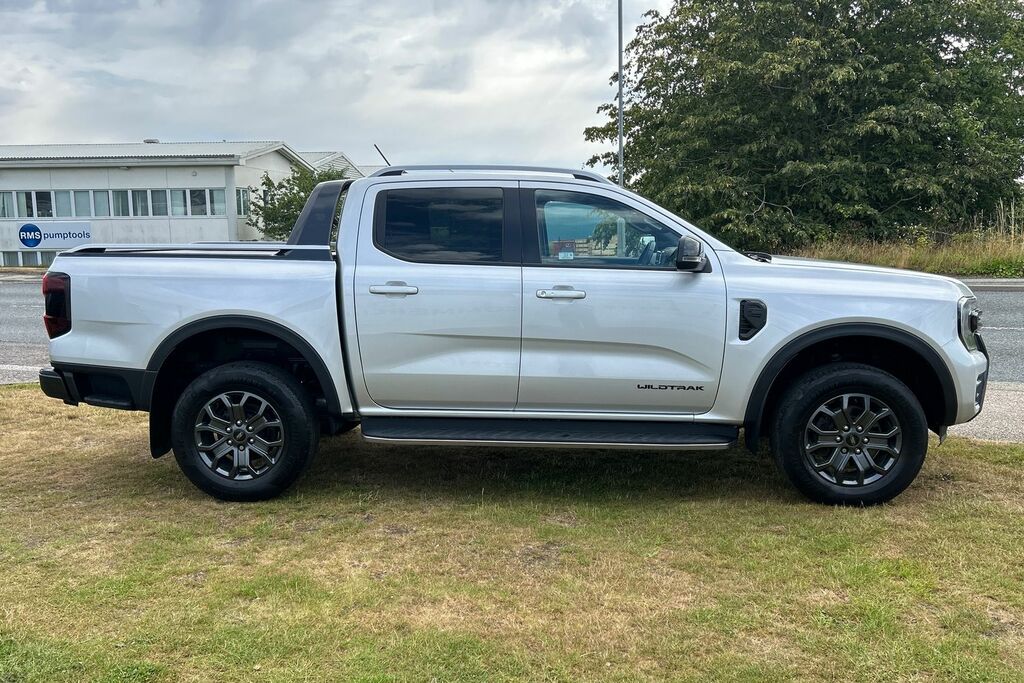 Ford Ranger Pick Up Double Cab Wildtrak 2.0 Ecoblue 205 Silver #4