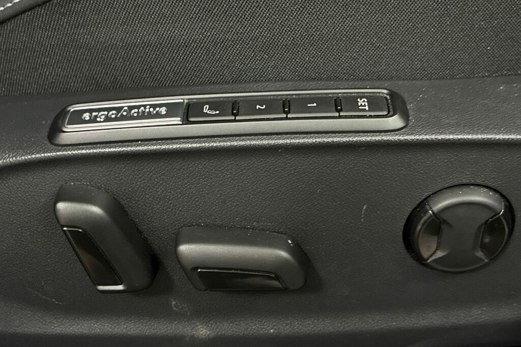 Volkswagen ID.7 Pro 77Kwh Launch Edition Fastback Aut Grey #30