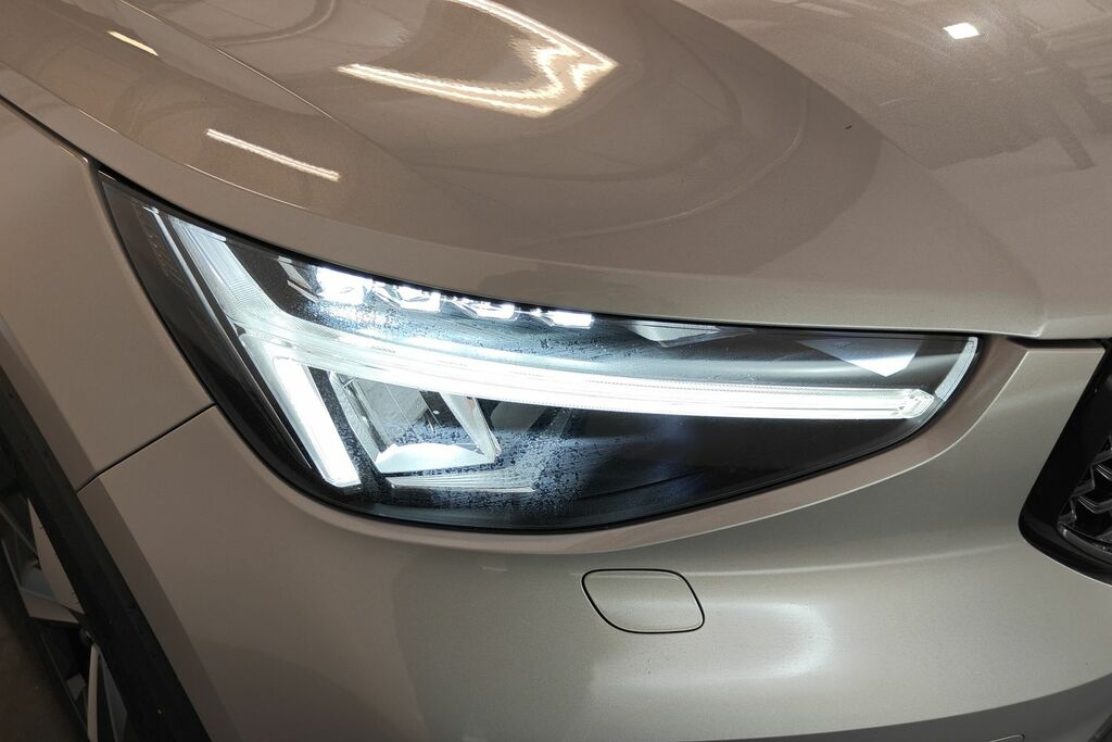 Volvo XC40 Xc40 B4 Mhev Awd Grey #18