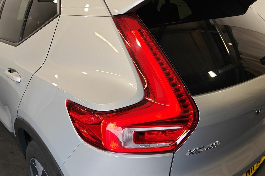 Volvo XC40 Xc40 B4 Mhev Awd Grey #20