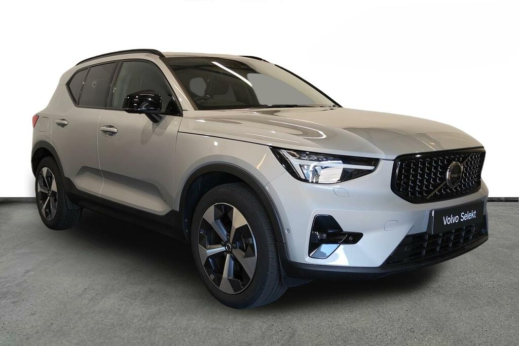 Volvo XC40 2.0 B4p Ultimate Dark Silver