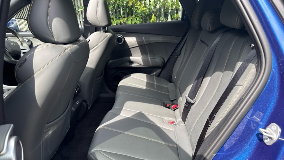 Byd Atto 3 60.48Kwh Design Suv 204 Ps White #13