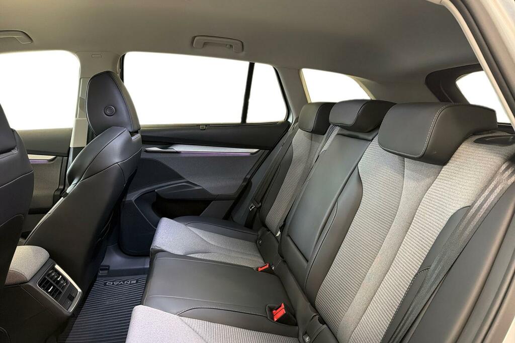 Skoda ENYAQ Edition Grey #9