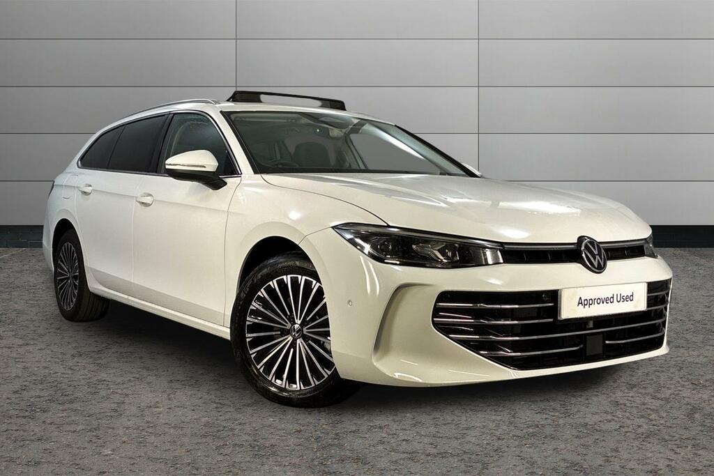 Volkswagen Passat 1.5 Etsi Elegance Dsg White
