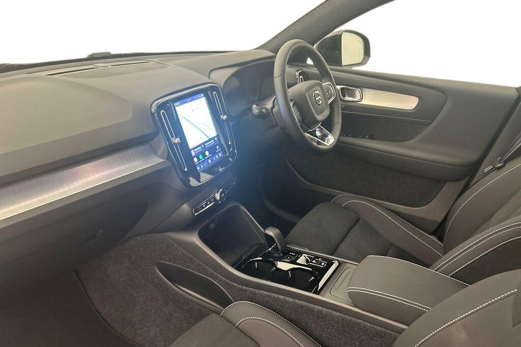 Volvo XC40 Plus, B3 Mild Hybrid, Dark Grey #2