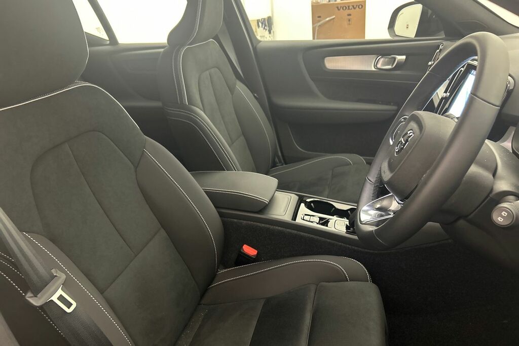 Volvo XC40 2.0 B4p Ultra Dark  #27