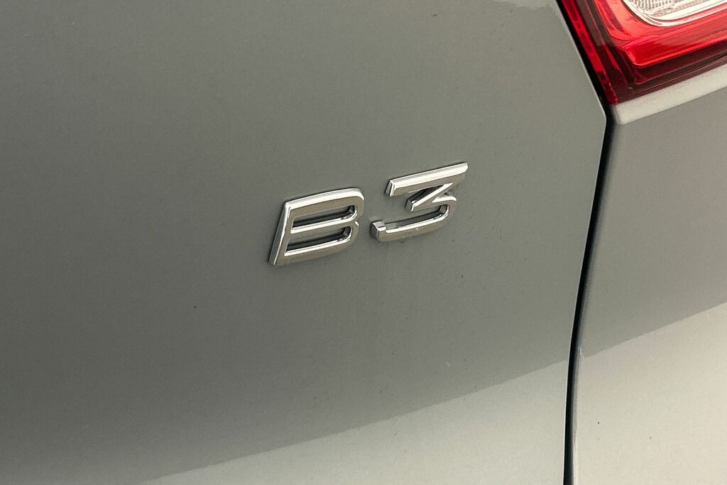 Volvo XC40 2.0 B4p Ultra Dark  #24