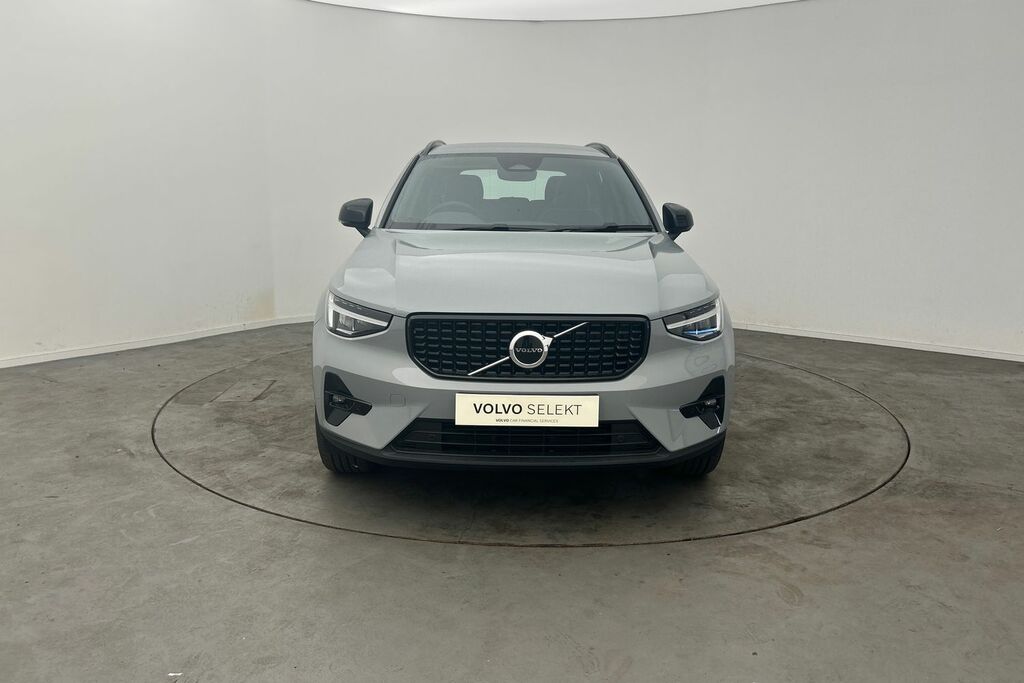 Volvo XC40 2.0 B4p Ultra Dark  #30