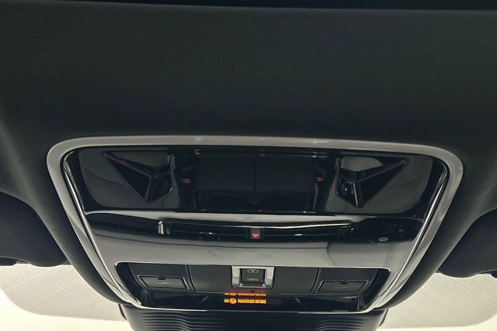 Land Rover Range Rover Velar 2.0 D200 Mhev Dynamic Se Grey #23