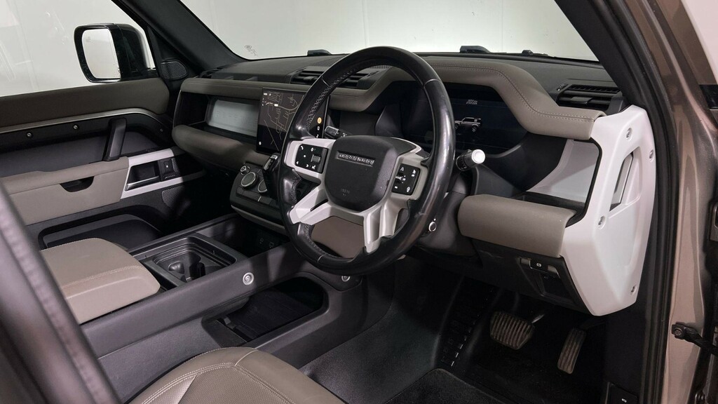 Land Rover Defender 110 Defender Se D Black #27