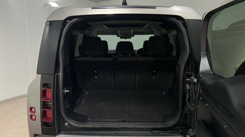 Land Rover Defender 110 Defender Se D Black #10