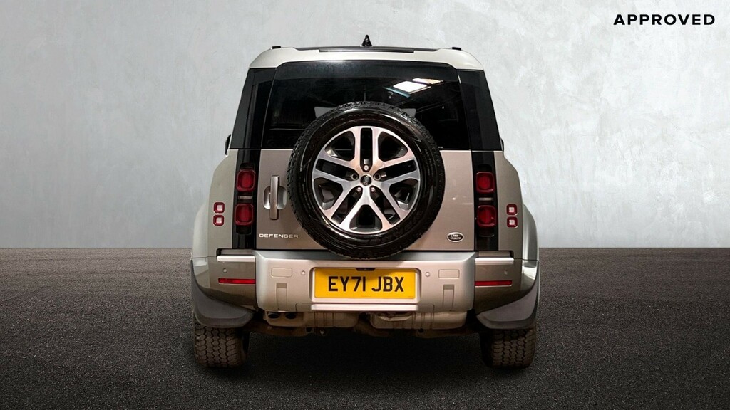 Land Rover Defender 110 D250 Xs Edition Silver #6