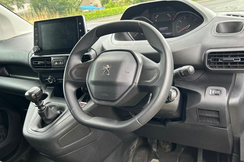 Peugeot Partner 1000 1.5 Bluehdi 100 Professional Premium Van White #6