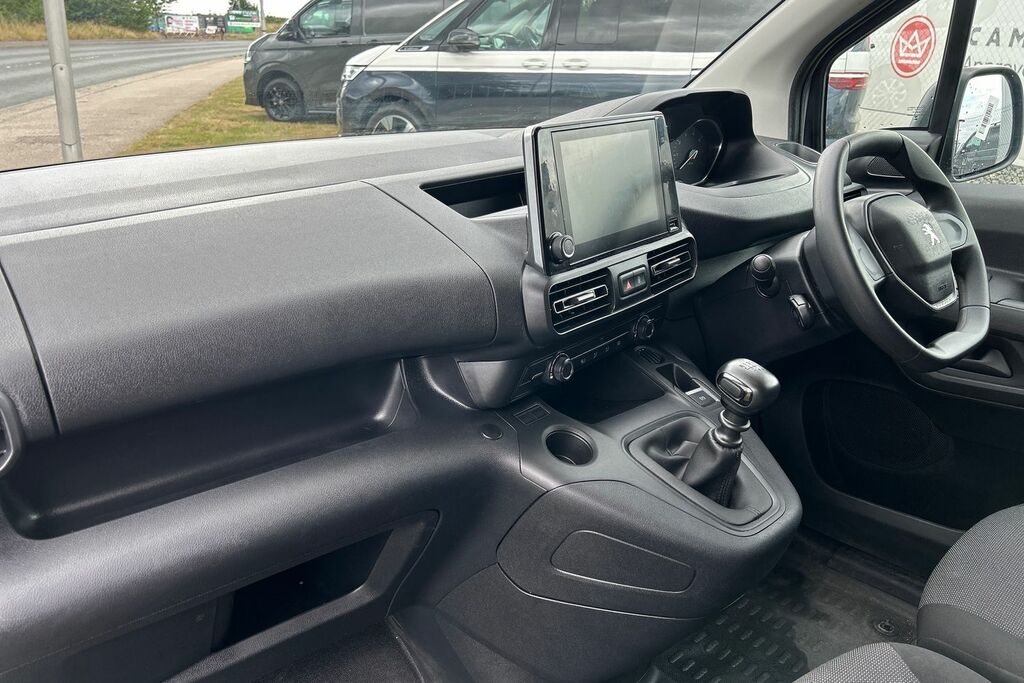 Peugeot Partner 1000 1.5 Bluehdi 100 Professional Premium Van White #2