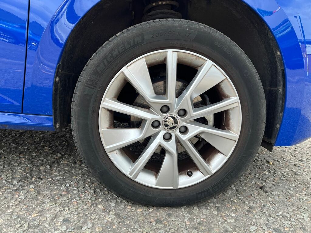 Skoda Kamiq 1.0 Tsi 95Ps Se Drive Blue #5