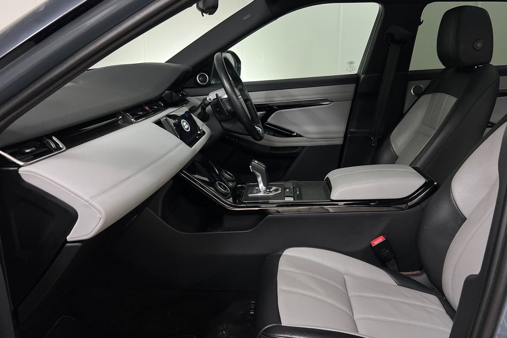 Land Rover Range Rover Evoque P250 First Edition KY19FNM Grey #6