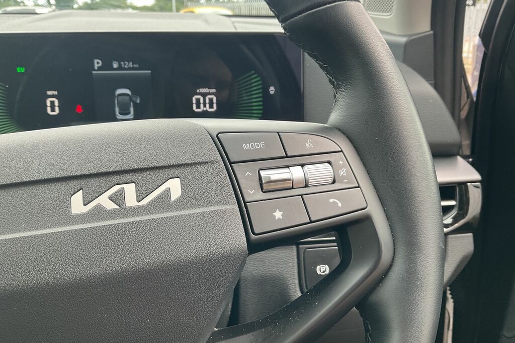 Kia Sportage 3 Spec Self Charging Hybrid White #18