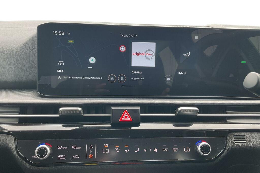 Kia Sportage 3 Spec Self Charging Hybrid White #8