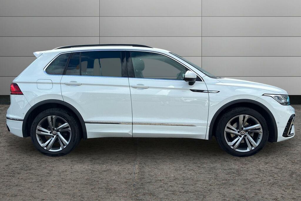 Volkswagen Tiguan 1.5 Tsi 150 R-line Edition Dsg White #4