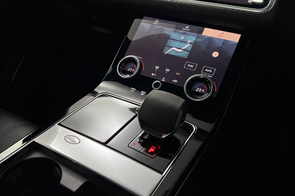 Land Rover Range Rover Velar 2.0 P400e R-dynamic Hse Black #13