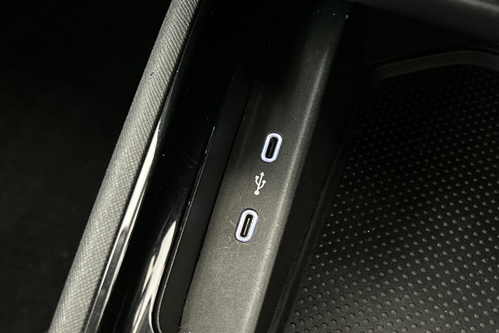 Skoda Kamiq Se Black #21