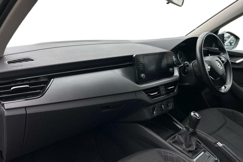 Skoda Kamiq 1.0 Tsi 95 Se Grey #2
