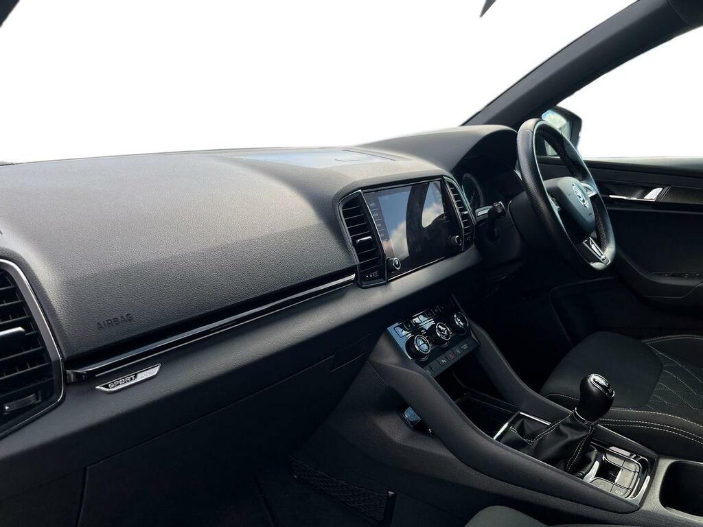 Skoda Karoq 2.0 Tdi 4X4 150Ps Sportline Grey #2