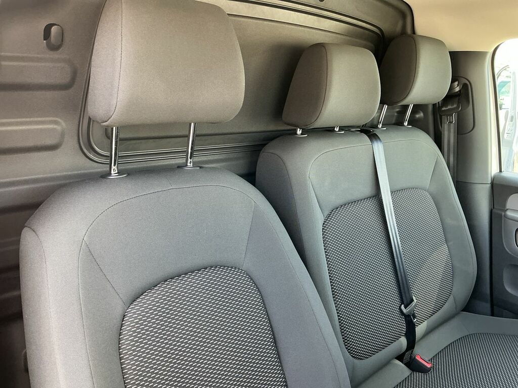Volkswagen ID.Buzz Id. Buzz Style 6-Seat Lwb 286 Ps 86 Kwh Pro Electr White #16