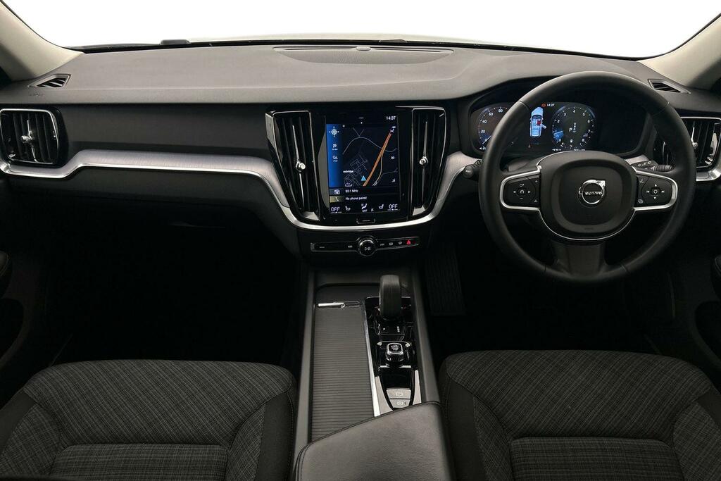 Volvo V60 Momentum, B3 Mild Hybrid Grey #6