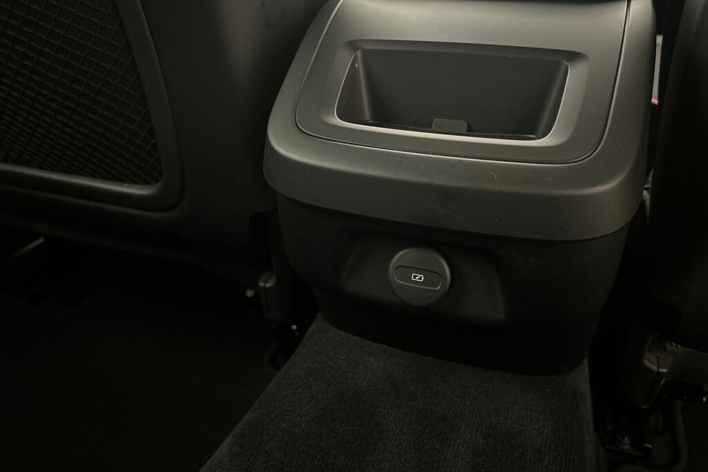 Volvo V60 R-design, B3 Mild Hybrid Black #27