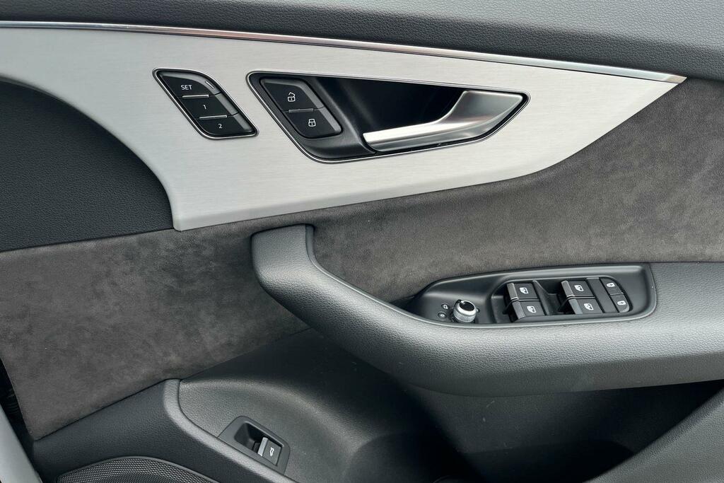 Audi Q7 55 Tfsi Quattro Black Edition Tiptronic  #28