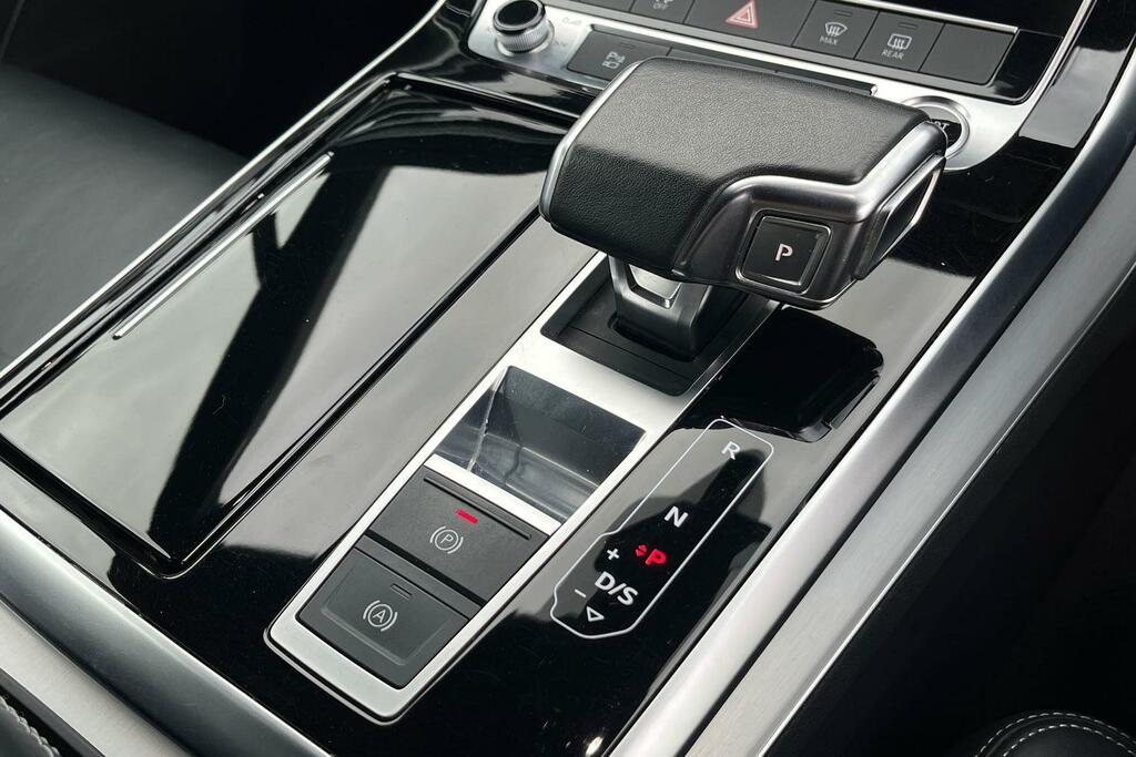 Audi Q7 55 Tfsi Quattro Black Edition Tiptronic  #24