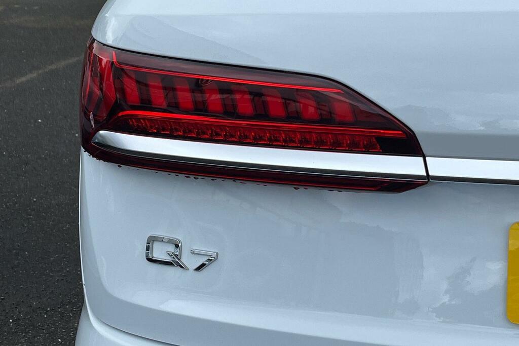 Audi Q7 55 Tfsi Quattro Black Edition Tiptronic  #19