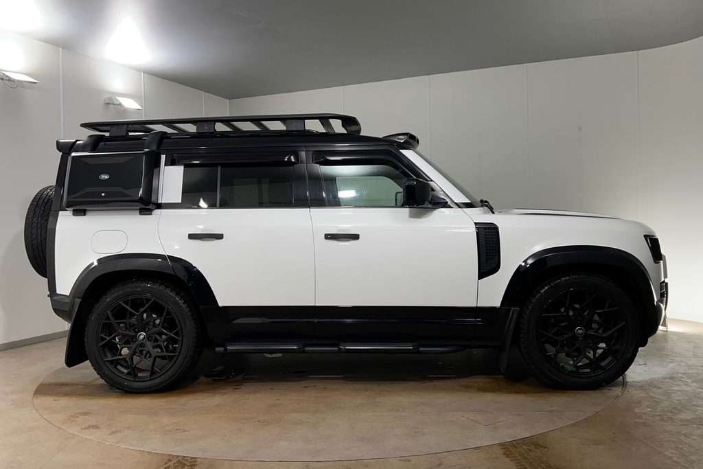 Land Rover Defender 110 D200 110 White #5