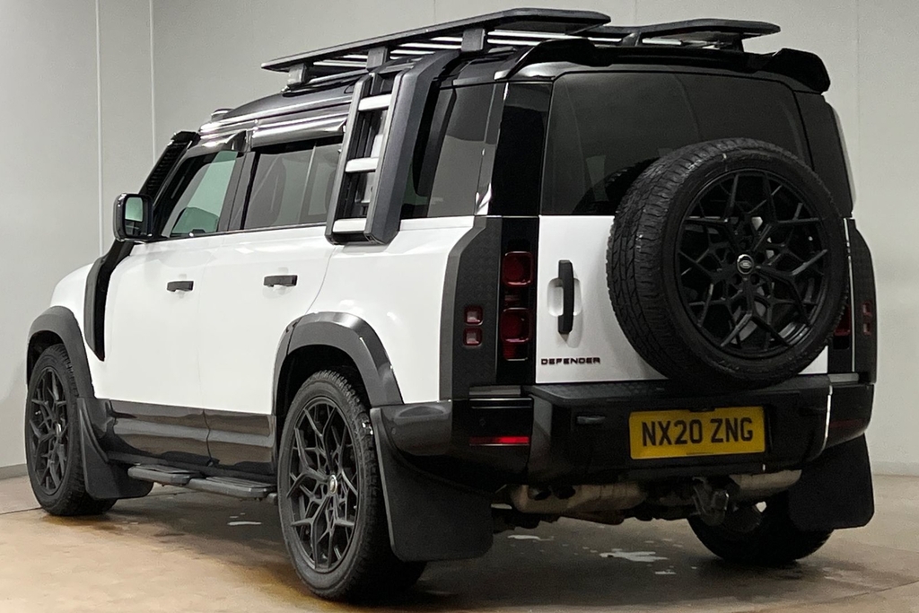Land Rover Defender 110 D200 110 White #2