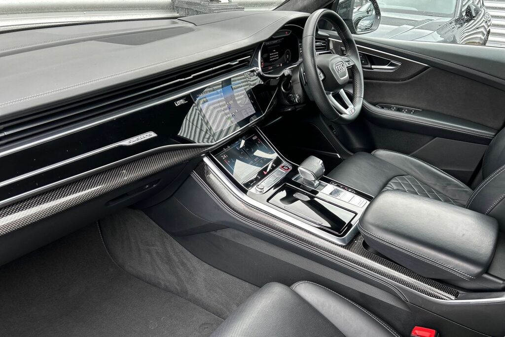 Audi Q8 Vorsprung Tfsi 507 Ps Tiptronic Black #2