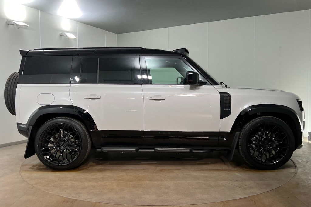 Land Rover Defender 110 D250 S Grey #5