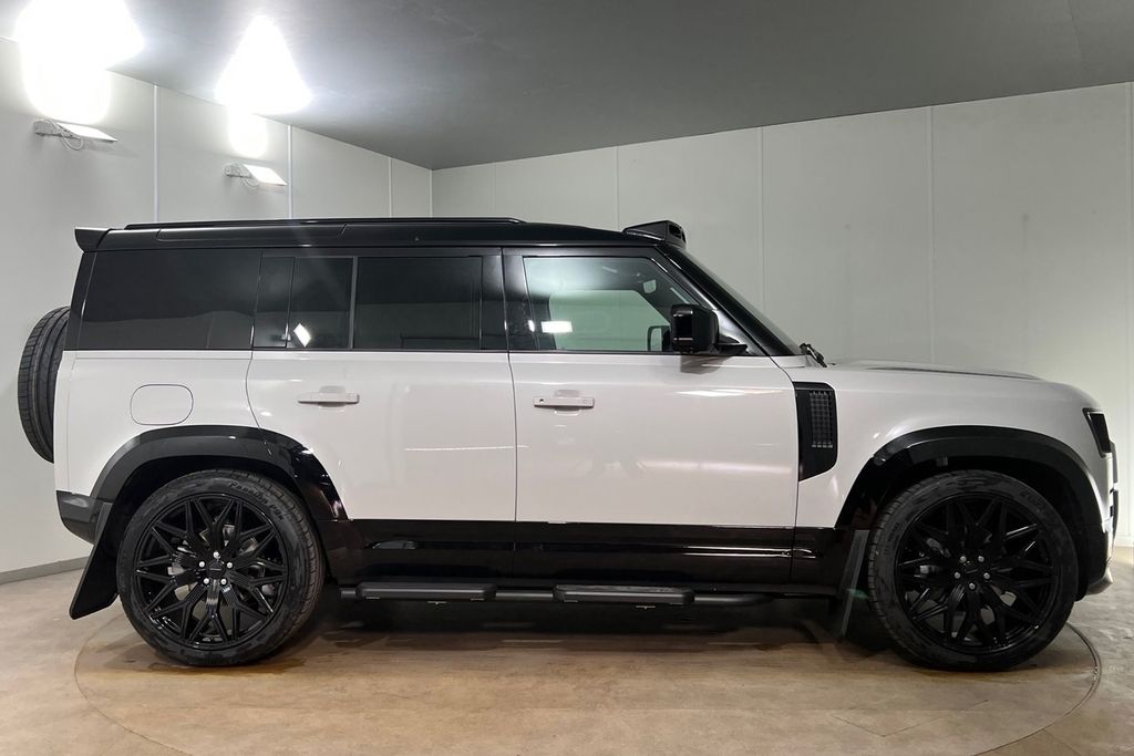 Land Rover Defender 110 D250 S Grey #5
