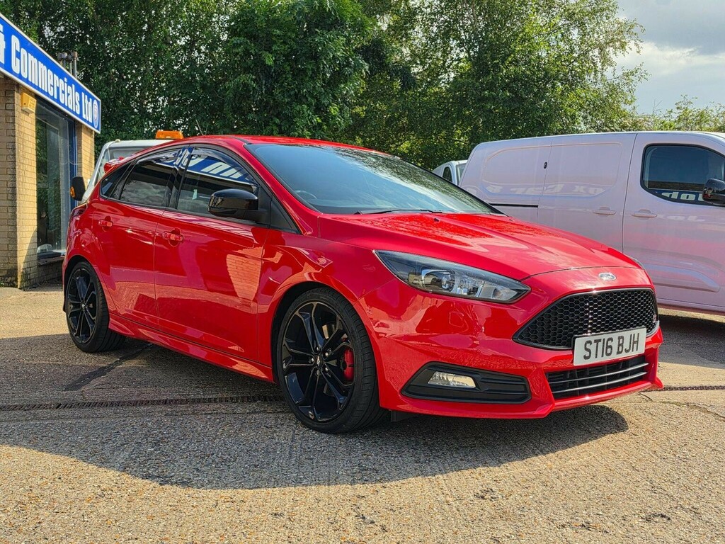 Ford Focus 2.0T Ecoboost St-3 Euro 6 Ss Red #5