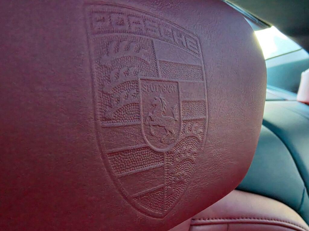 Porsche Taycan 4S 79Kwh Blue #32