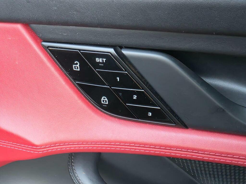 Porsche Taycan 4S 79Kwh Blue #45